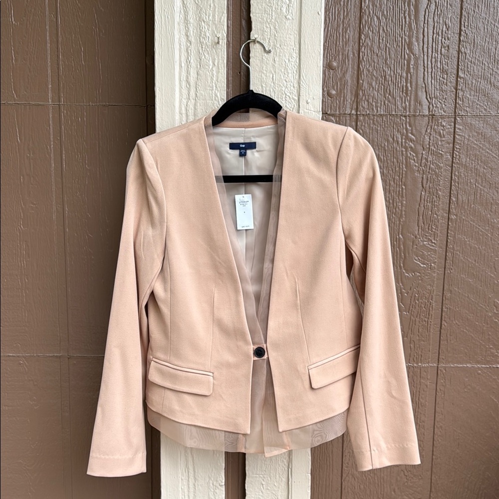 Gap NWT Women's Blazer in Soft Peach
